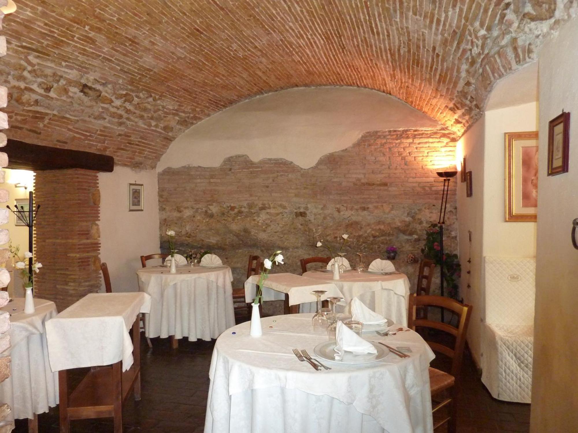 La Rocca Hotell Narni Exteriör bild
