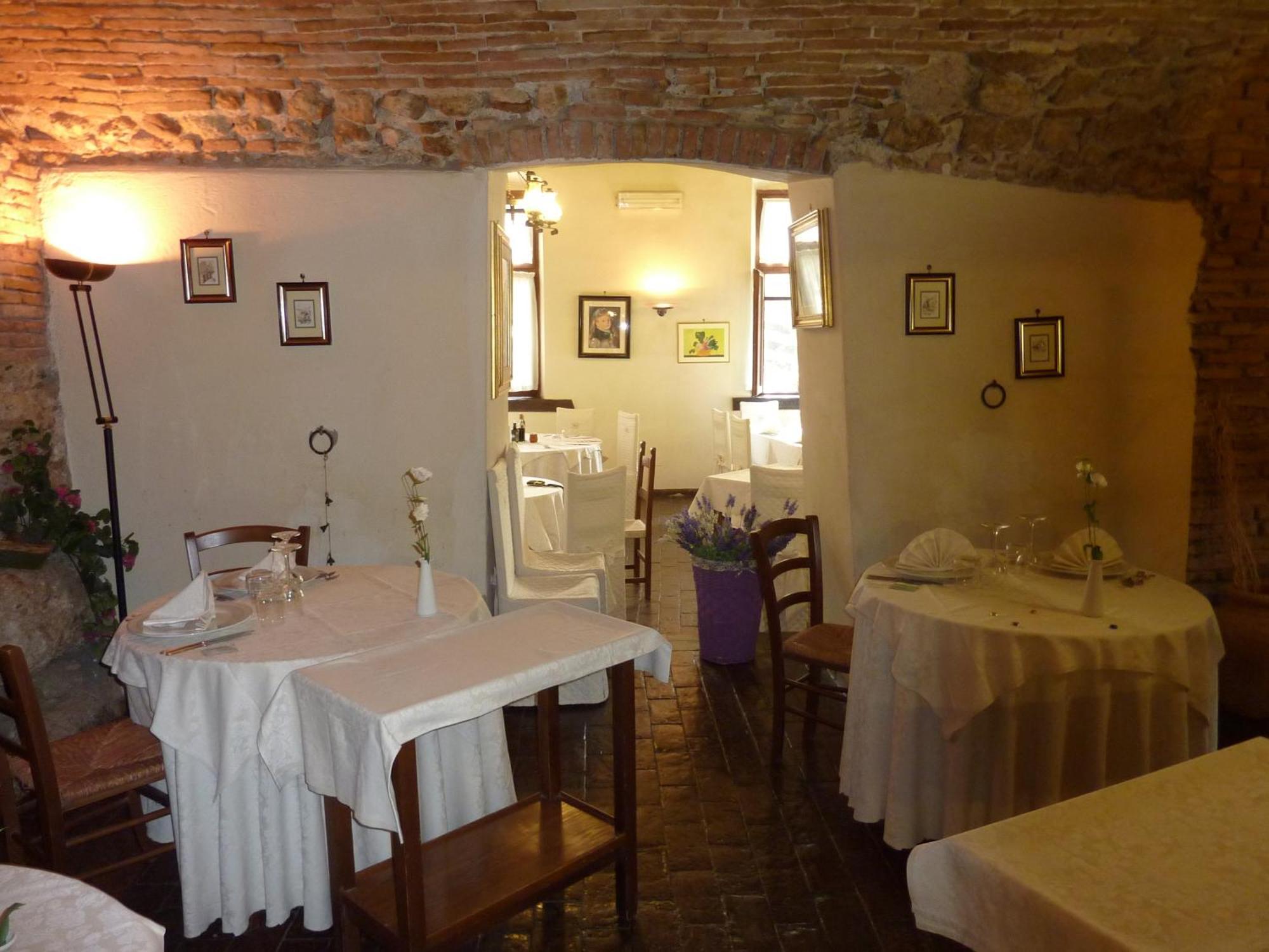 La Rocca Hotell Narni Exteriör bild