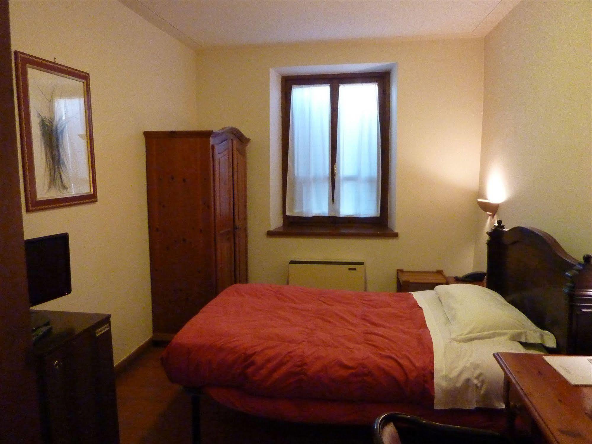 La Rocca Hotell Narni Exteriör bild